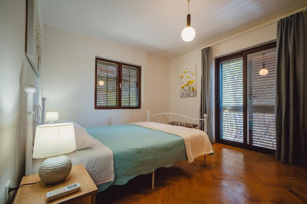 Seaside Apartments Seget Vranjica Eksteriør bilde